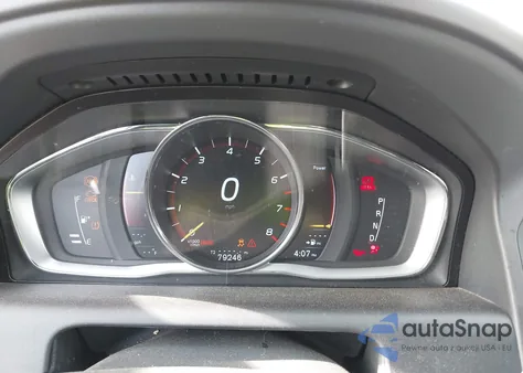 2016 Volvo Xc60 T6 Drive-E z USA, uszkodzony, nr VIN YV449MRK3G2880903